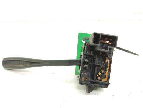Foto 3ª: Mando Multifuncion Nissan Almera 2.0 DIESEL 75CV 55KW [CD20] (2000)