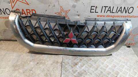 Rejilla Delantera Mitsubishi Montero 2.5 TD GLS PLUS 116CV 85KW