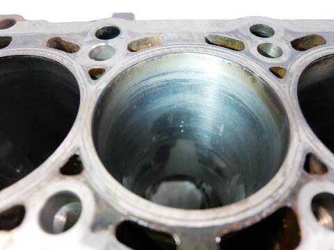 Foto 2ª: Bloque Motor Audi A4 136 CV 100KW [CJC CJCB] (2013)