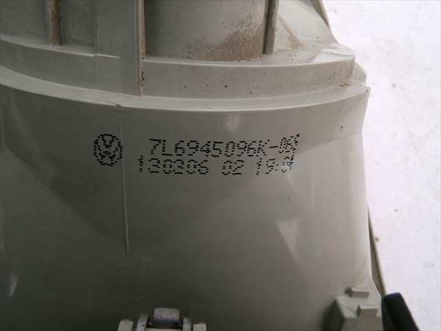 Foto 2ª: Piloto Trasero Derecho Volkswagen Touareg 2.5 TDI 2002-2010 [BAC] (2005)