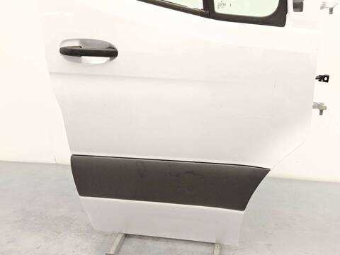 Foto 3ª: Puerta Delantera Derecha Mercedes Sprinter 419 CDI RWD 907.643 907.645 907.647) 190CV 140KW FURGONETA [654920] (2024)