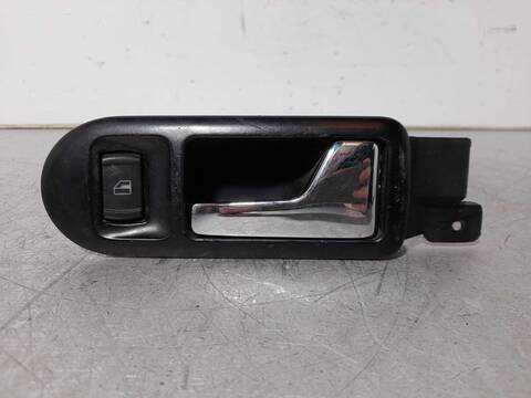 Maneta Interior Delantera Derecha Volkswagen Passat 1.9 TDI BERLINA 90CV 66KW
