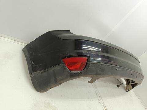 Foto 2ª: Paragolpes Trasero Ford Focus BERLINA 131CV 96KW (2006)
