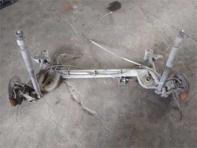 Foto 2ª: Puente Trasero Renault Clio 1.5 DCI DYNAMIQUE [1.5 LTR. - 59 KW DCI DIESEL CAT] [k9k b7]