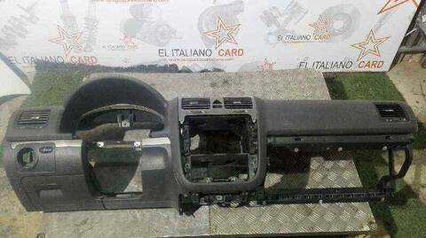 Salpicadero Volkswagen Golf HIGHLINE BERLINA 105CV 77KW