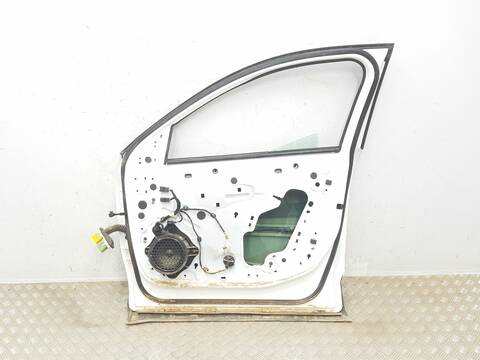 Foto 2ª: Puerta Delantera Derecha Citroen C4 FEEL PACK (2020)