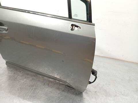 Foto 3ª: Puerta Delantera Derecha Toyota Avensis 2.0 D-4D ADT270_) 124CV 91KW [1AD] (2014)