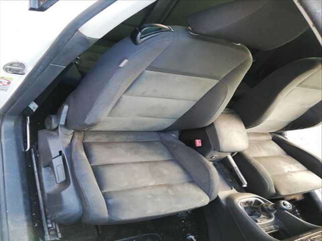Asiento Delantero Derecho Volkswagen Golf CBAB