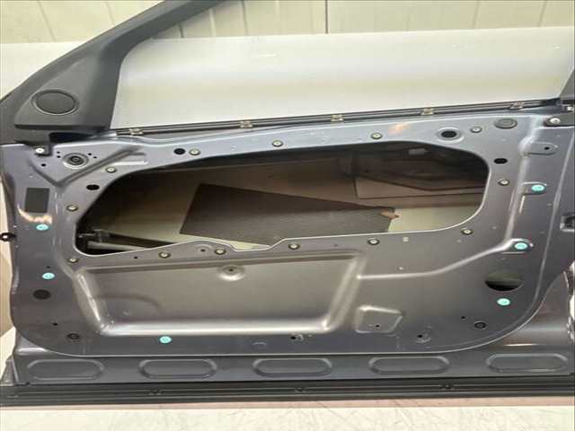 Foto 2ª: Puerta Delantera Derecha Land Rover Discovery 150 CV 110KW [204DTY] (2021)