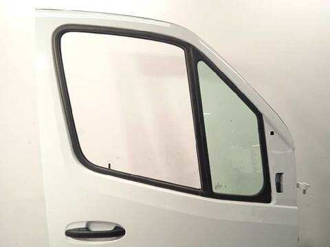 Foto 3ª: Puerta Delantera Derecha Mercedes Sprinter 419 CDI RWD 907.643 907.645 907.647) 190CV 140KW FURGONETA [654920] (2024)