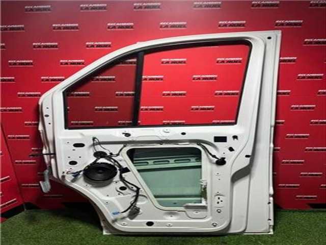 Foto 4ª: Puerta Delantera Derecha Volkswagen Crafter FURGON BM TA FWD KW TDI 140CV 103KW [DAUA] (2019)