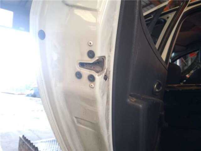 Foto 3ª: Puerta Trasera Izquierda Renault Clio 1.5 PACK DYNAMIQUE [1.5 LTR. - 63 KW DCI DIESEL CAT] [k9k t7]