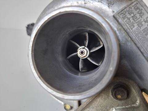 Foto 3ª: Turbocompresor Kia Carnival 2.9 CDRI EX 144CV (2001)