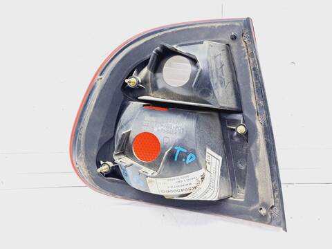 Foto 3ª: Piloto Trasero Derecho Seat Cordoba STELLA BERLINA 68CV 50KW [AGP] (2000)