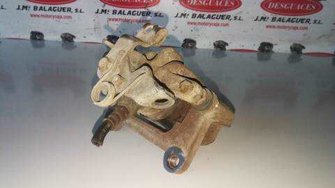 Foto 3ª: Pedal Embrague Renault Trafic 29 CN DOBLE CABINA 101CV (2001)
