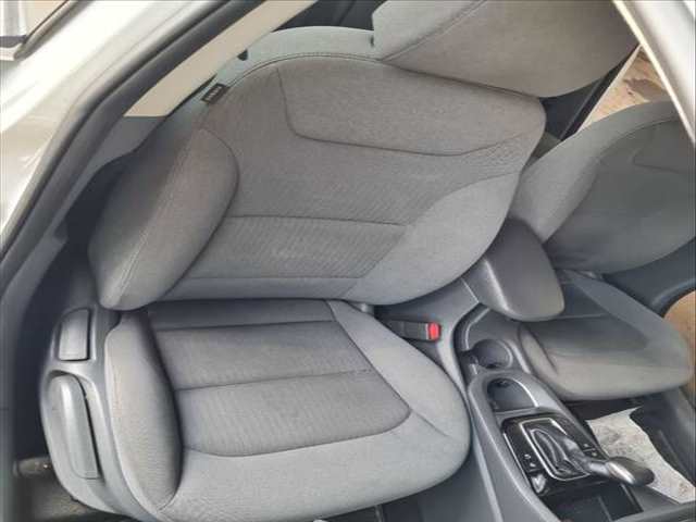 Foto 2ª: Asientos Traseros Hyundai Ioniq KLASS LE HYBRID 141CV [G4LE] (2021)