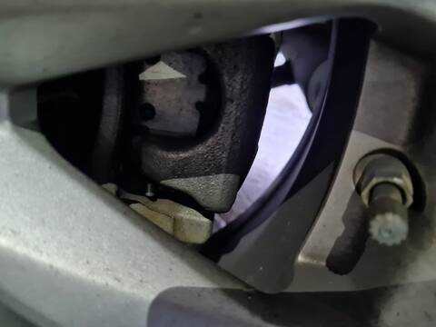 Foto 1ª: Pinza Freno Trasera Izquierdo Nissan Qashqai ACENTA 116CV 85KW [HRA2DDT] (2014)