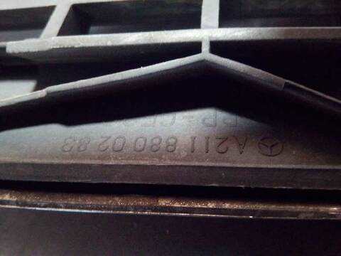 Foto 2ª: Rejilla Delantera Mercedes Clase E 180 BERLINA 224CV 165KW