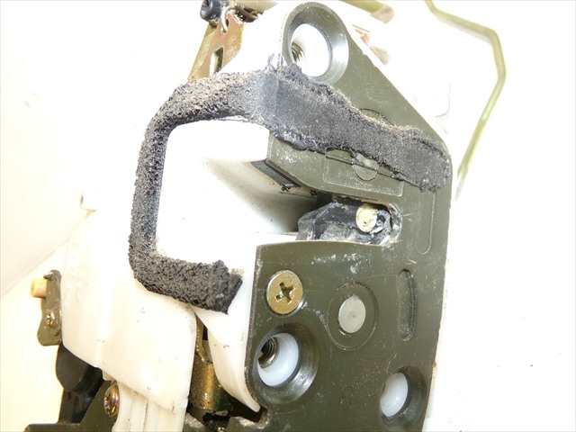 Foto 2ª: Cerradura Puerta Delantera Derecha Suzuki Ignis 1.3 CDTI 2000-2008 [Z13DT] (2005)