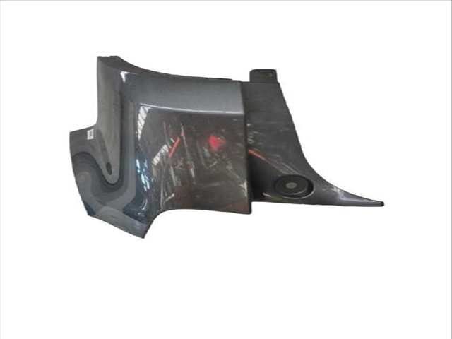 Foto 3ª: Paragolpes Trasero Land Rover Discovery 2.0 4X4 (2014)