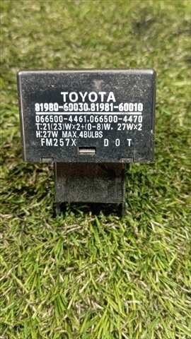 Caja Reles Fusibles Lexus LX 4.7 G 470 V8