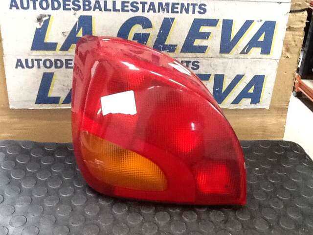 Piloto Trasero Izquierdo Ford Fiesta 1.2 FURGON