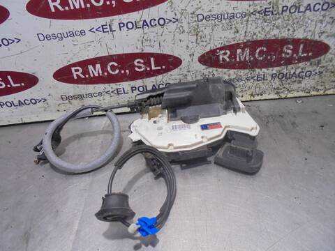 Foto 4ª: Cerradura Puerta Trasera Derecha Seat Leon 1.2 TSI 105CV 77KW [CJZ] (2014)