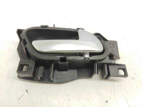 Maneta Interior Trasera Derecha Peugeot 208 STYLE 82CV 60KW