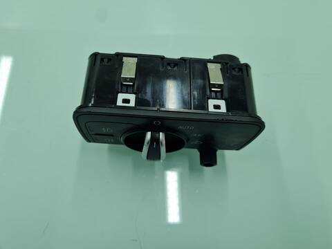 Foto 3ª: Mando Luces Audi A3 AMBIENTE 150CV 110KW [CRB] (2019)