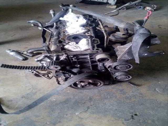 Foto 4ª: Bloque Motor Volvo XC 70 D5 AWD MOMENTUM 136KW) 185CV [B5244T4] (2007)