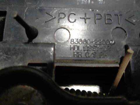 Foto 2ª: Maneta Exterior Trasera Derecha Hyundai Accent 1.3 GLS AUTOMATICO 84CV 62KW [G4EH] (1997)