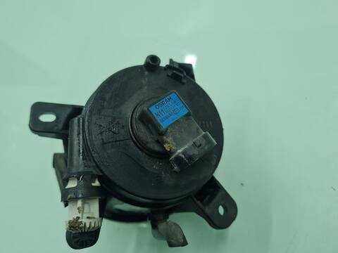 Foto 4ª: Faro Antiniebla Delantero Derecho Audi Q5 2.0 TDI 125KW) 170CV [CGL] (2011)