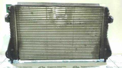 Foto 3ª: Intercooler Volkswagen Passat ADVANCE 4MOTION 140CV 103KW [BKP] (2006)