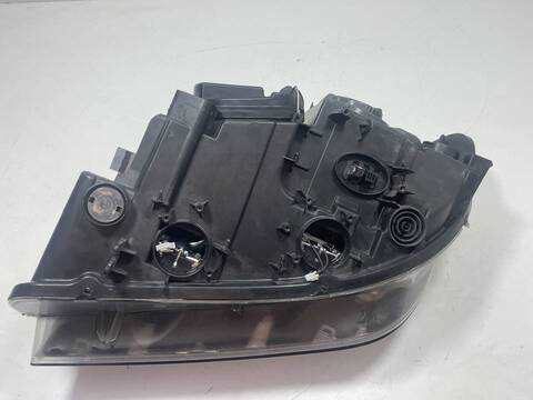 Foto 3ª: Faro Derecho Bmw X1 2.0 D E84) 177CV 130KW N47D20C (2014)