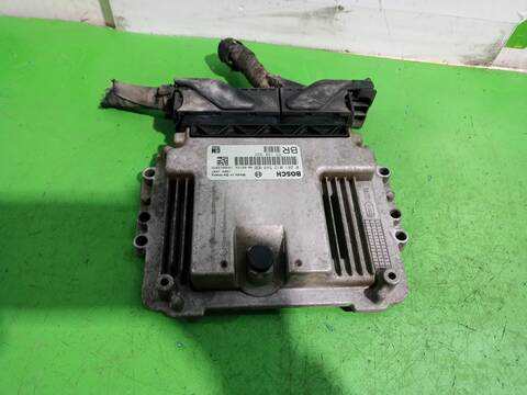Foto 3ª: Centralita Motor ECU Opel Zafira COSMO 120CV 88KW [Z19DT] (2007)