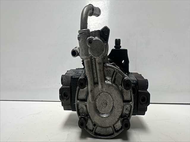 Bomba Inyeccion Volkswagen Golf 1.6 TDI VI