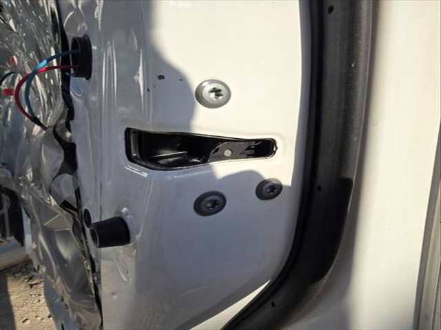 Cerradura Puerta Delantera Derecha Toyota Auris HYBRID ACTIVE 136CV 100KW