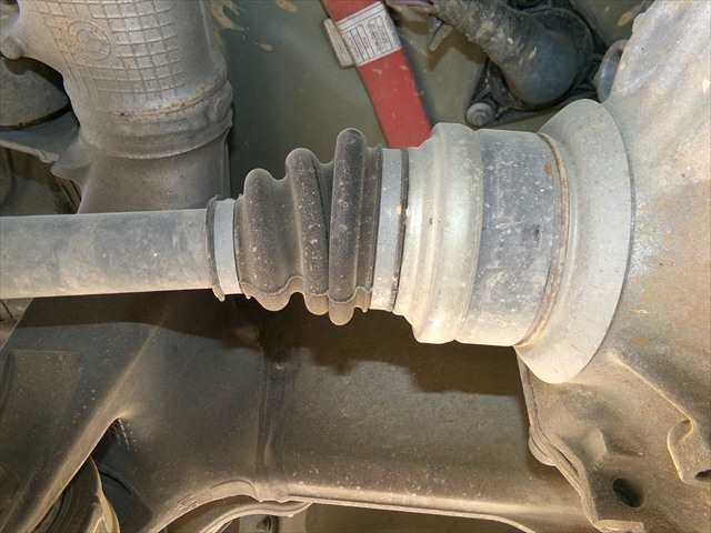 Transmision Delantera Derecha Bmw Serie 5 520 2.0 D F10,2009-2013