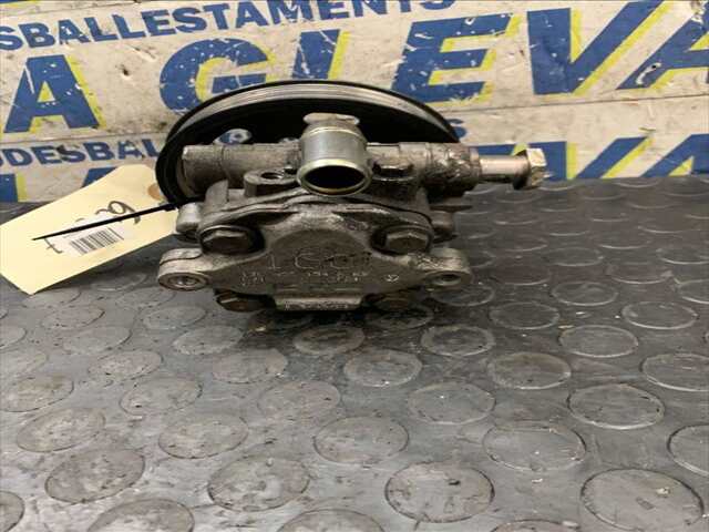 Foto 2ª: Bomba de Direccion Volkswagen Golf 1.9 TDI 4 MOTION 130CV/96KW [ASZ] (2002)