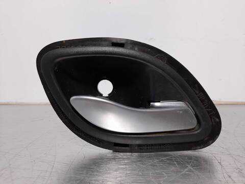 Maneta Interior Trasera Derecha Renault Laguna AUTHENTIQUE 120CV 88KW