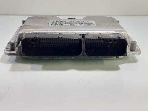 Foto 3ª: Centralita Motor ECU Volkswagen Golf 1.9 TDI BERLINA 101CV 74KW [ATD] (2002)