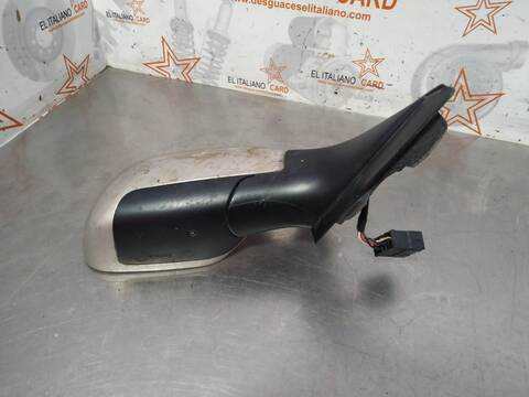 Foto 3ª: Retrovisor Derecho Audi A4 1.9 TDI BERLINA 110CV 81KW (1994)