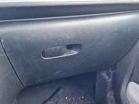 Guantera Citroen C3 FEEL 82CV 60KW