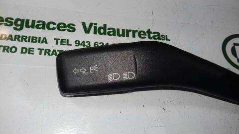 Foto 2ª: Mando Multifuncion Volkswagen Golf 1.6 BERLINA 102CV 75KW [BGU] (2005)
