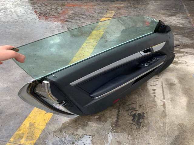 Foto 2ª: Puerta Delantera Izquierda Mercedes Clase E 180 250 CDI COUPE (2011)