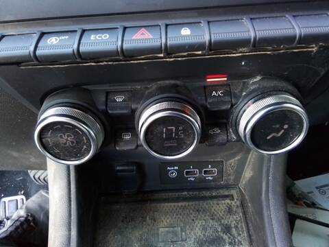 Foto 2ª: Mando Climatizador Renault Captur INTENS 116CV 85KW [K9KU872] (2020)