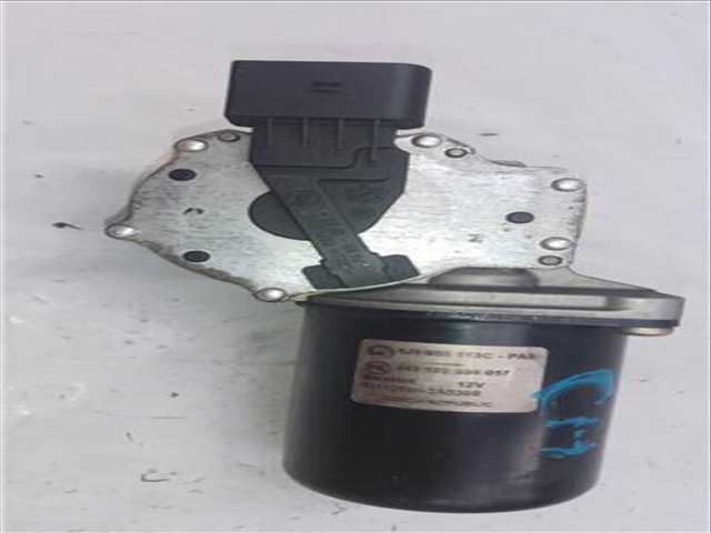 Foto 4ª: Motor Limpia Delantero Volkswagen Golf 1.4 SPIRIT [1 4 LTR. - 55 KW 16V] BERLINA 75CV