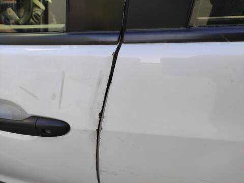 Foto 2ª: Puerta Delantera Izquierda Mazda 2 ZJ BERLINA (2008)