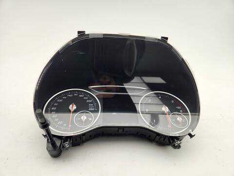 Foto 4ª: Cuadro de Instrumentos Mercedes Clase B 150 B 200 CDI 246.208) 136CV 100KW [651930] (2017)