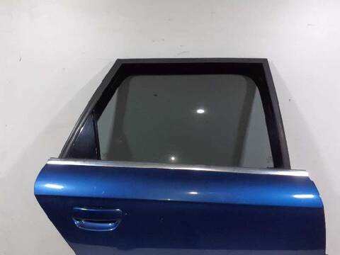 Foto 3ª: Puerta Trasera Derecha Audi A4 2.0 TDI AVANT 140CV 103KW [BRE] (2006)